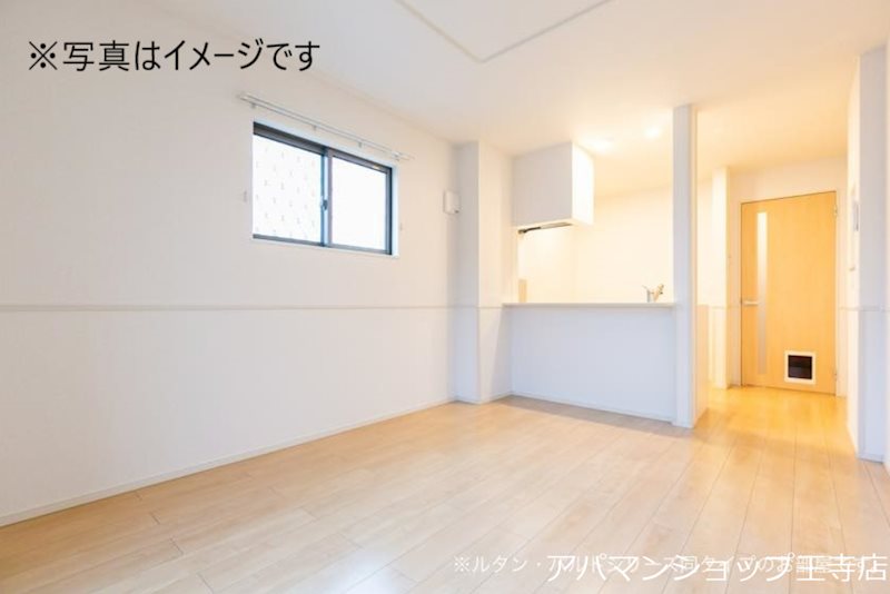 ヒルトップ　シャトー リビング