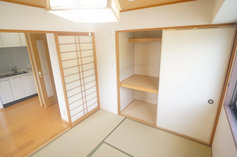 グローバル富雄 ベッドルーム