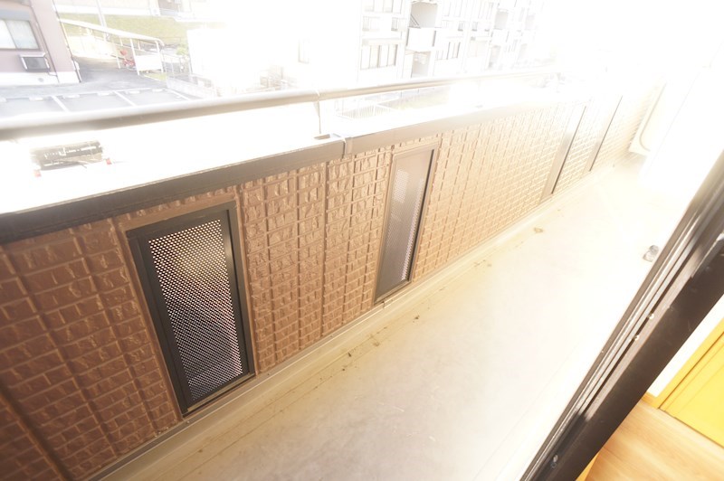 リビングタウン木津南　Ａ棟 ベランダ