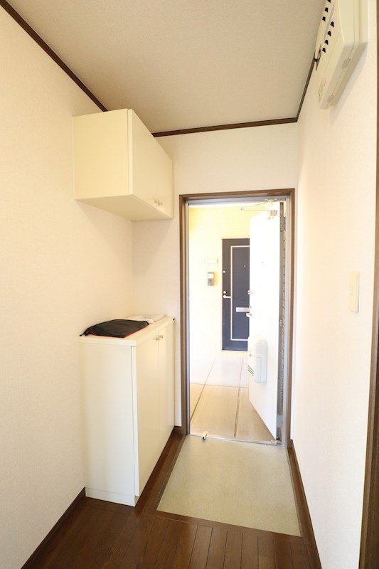 パセオブルージュ 玄関