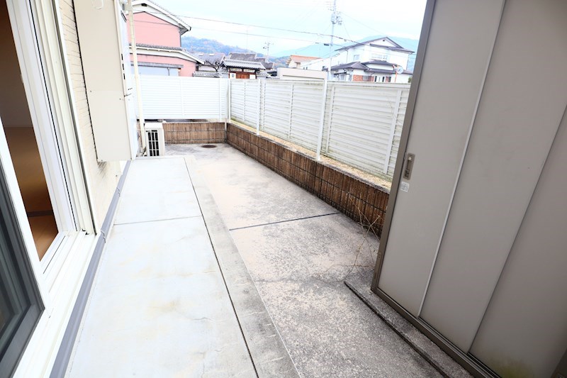 セレッソ　パティオ ベランダ