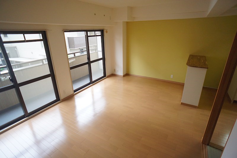 サンシャイン西大寺 リビング