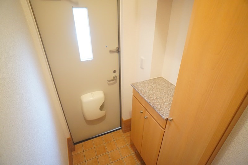 エクセルコートＢ 玄関