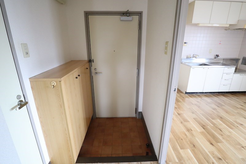 メゾンＳＴ 玄関