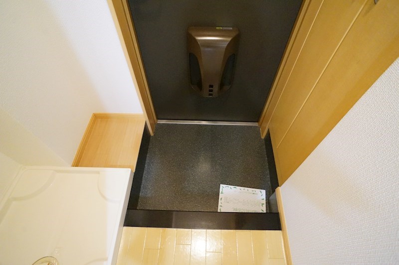 ノーブルコートＳ 玄関