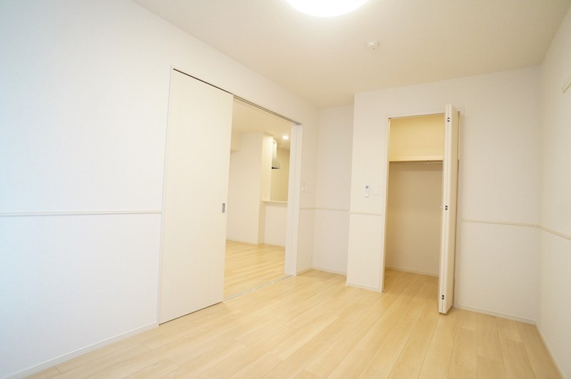 クレメント東九条B ベッドルーム