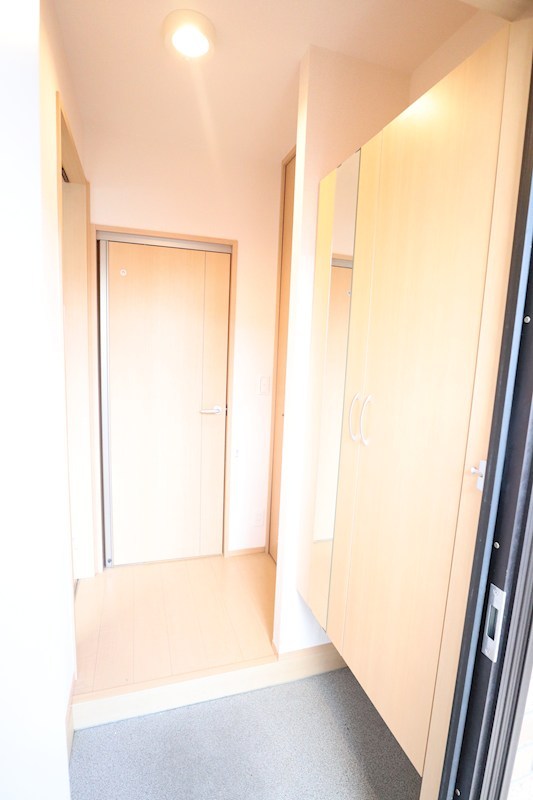 ヴィラ　ウェストⅡ 玄関