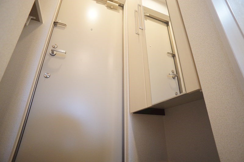 カモミール菅原東 玄関