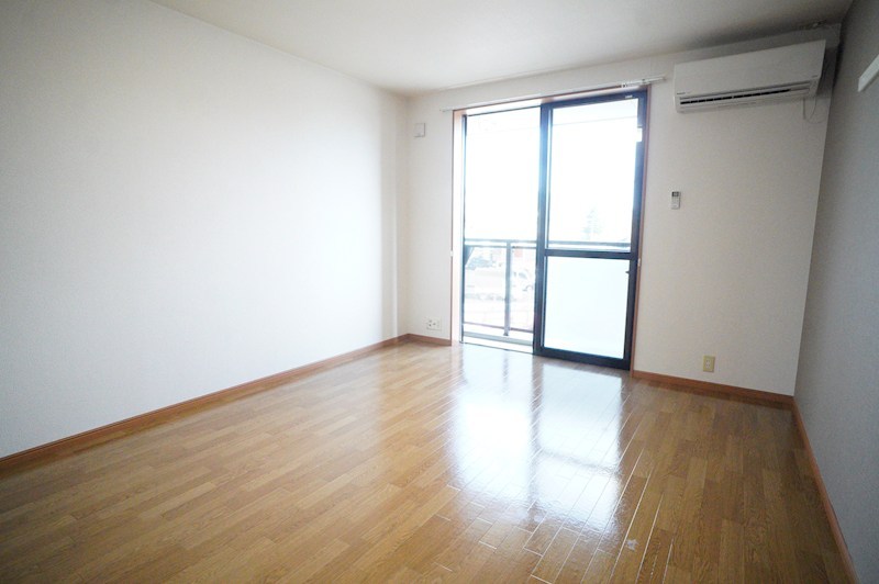 クリスタルビューⅠ ベッドルーム