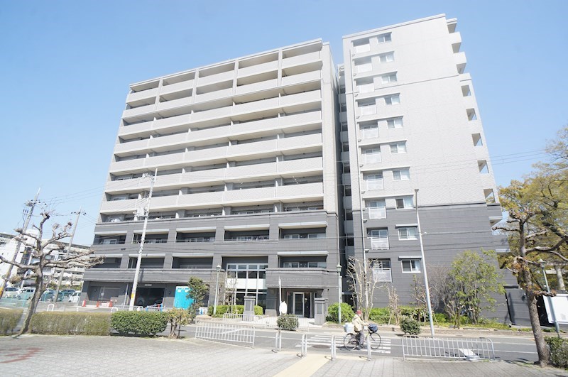 エスリード高田駅前 外観写真