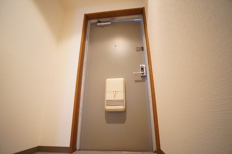 サンシャイン一番館 玄関