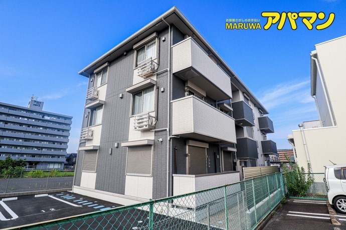 ハッピーライフⅥ 103号室 外観
