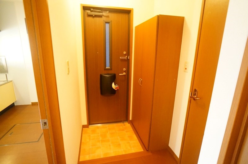 リビングタウン祝園 玄関