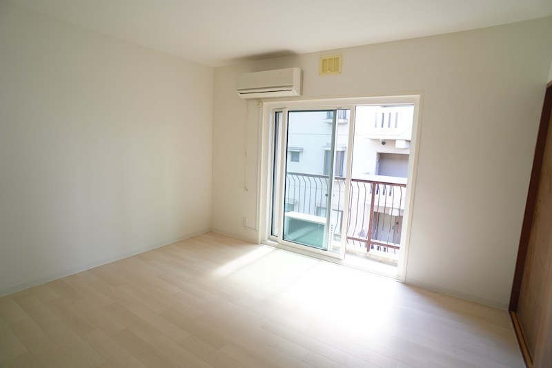 ハイツ平沼 リビング