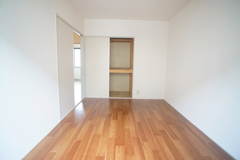 ボナール高塚台Ｄ棟 ベッドルーム