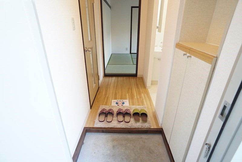 グリーンハイツ１号館 玄関