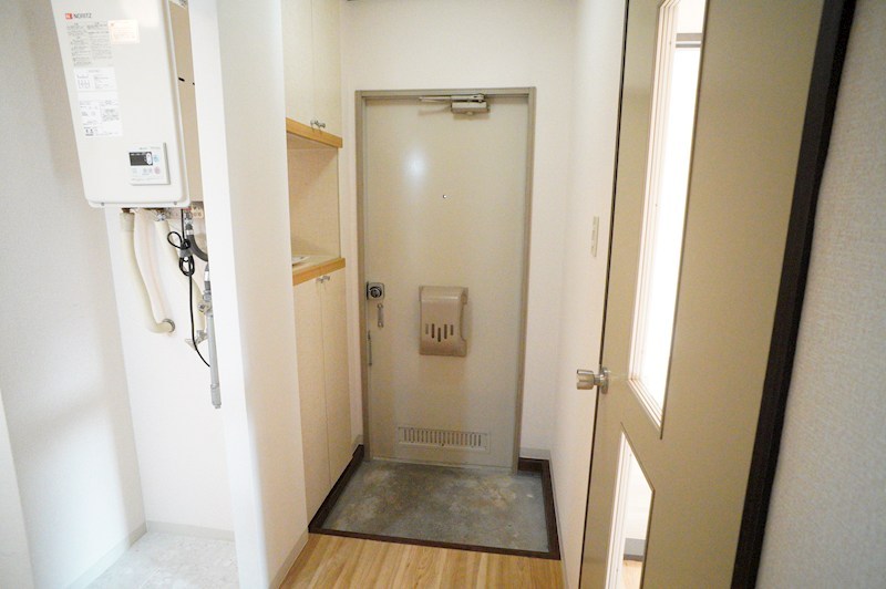 グリーンハイツ１号館 玄関