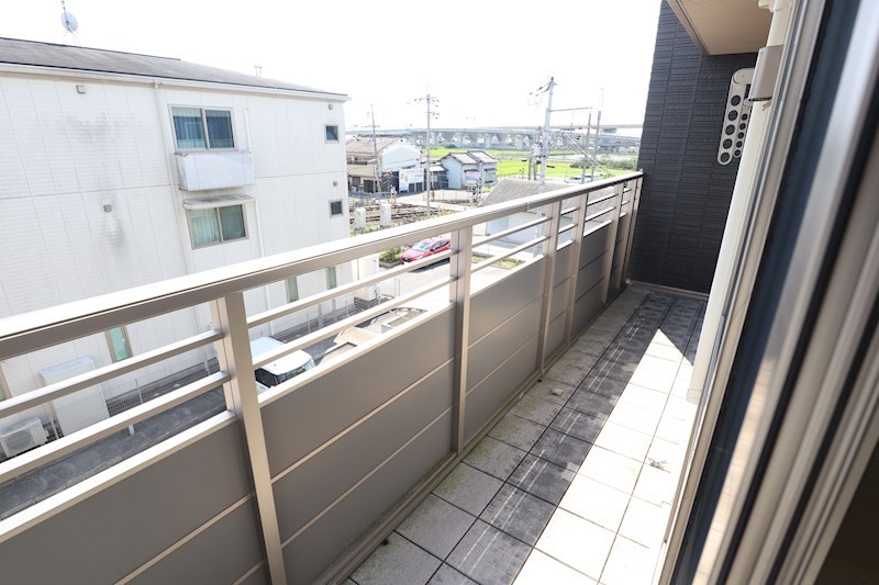 カルム・文　Ⅱ ベランダ