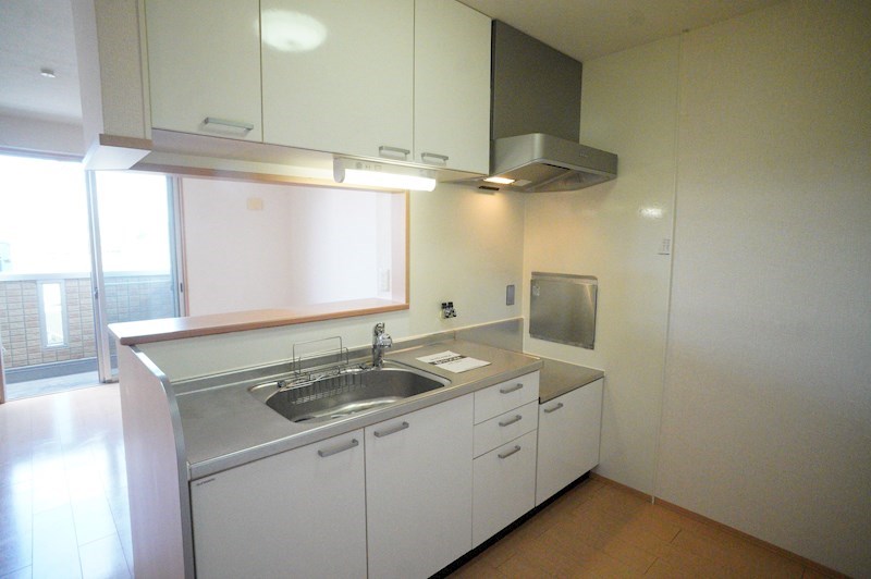 ラ・プリティモエ キッチン