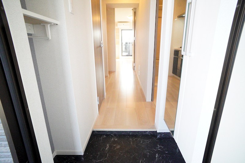 カルセドニー 玄関