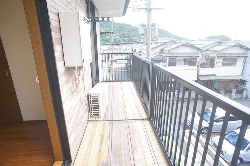 アンプルール　ブア　竜田川 ベランダ