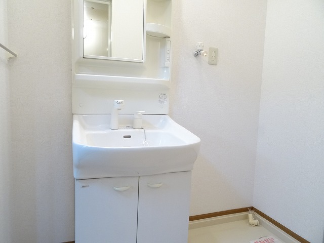 クレストール真美 その他1