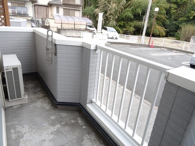 クレストール真美 ベランダ