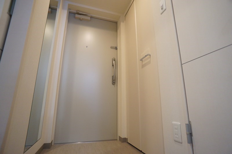 Sole　Cedar 西大寺（ソルシーダー） 玄関