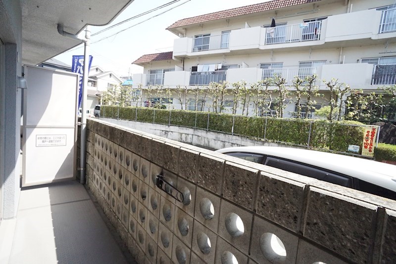 ピアッツァレント王寺北 ベランダ