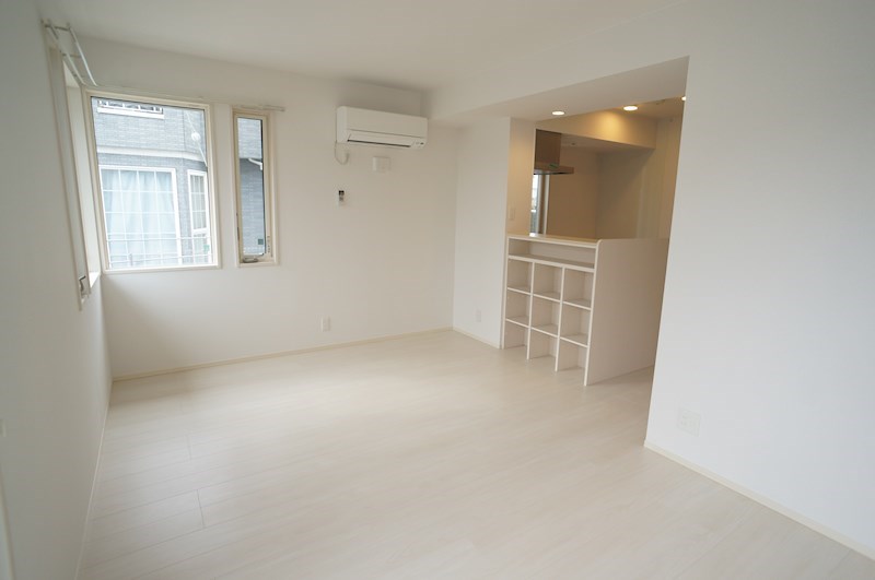 ロータスポンド リビング