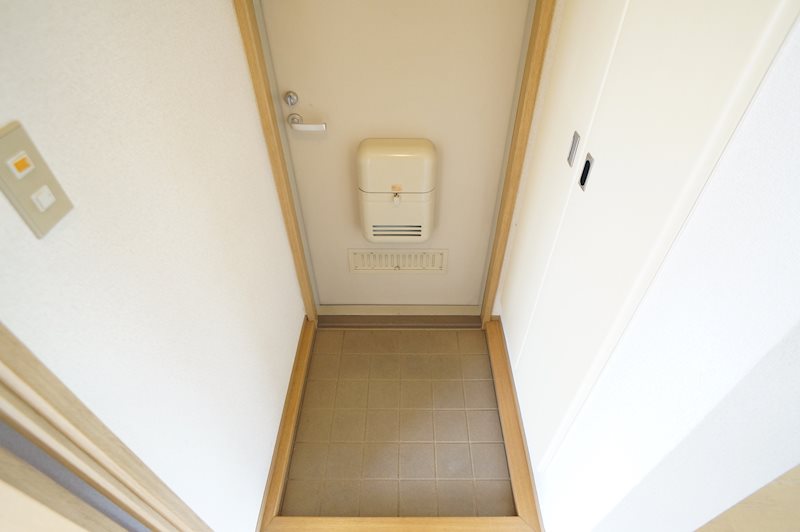 ソファレ高畑 玄関
