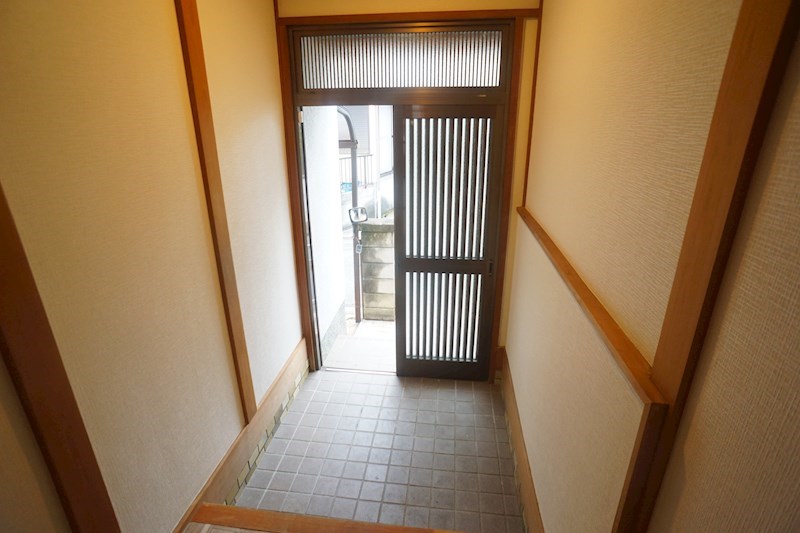 平松5丁目貸家 玄関