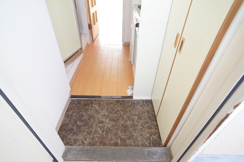 ロイヤルハイツ橿原Ⅱ 玄関