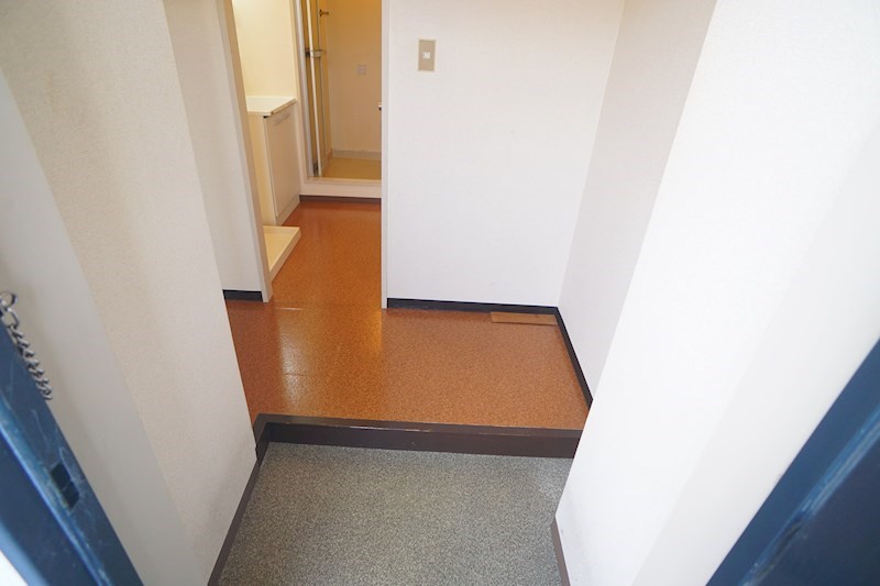 山善ハイツ 玄関