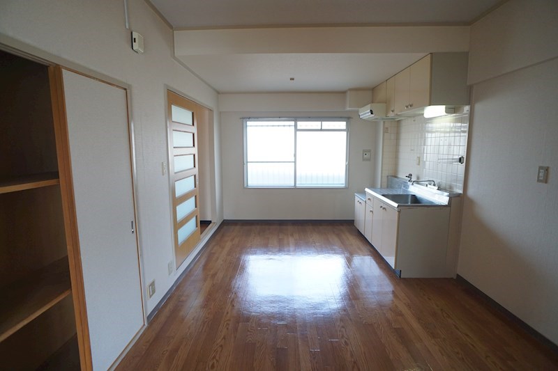 山善ハイツ リビング