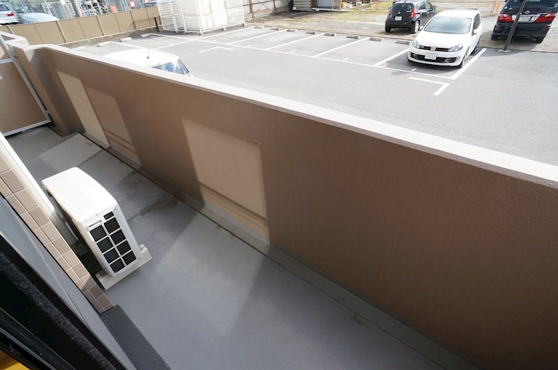 マ　メゾン ベランダ