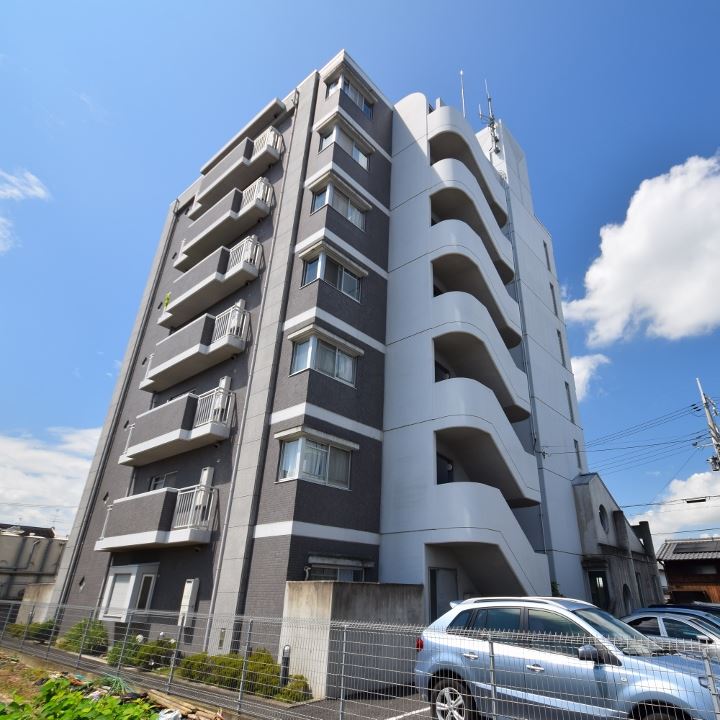 プライムヒルズ 302号室 外観