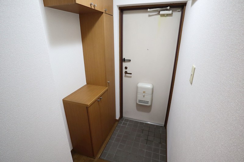 プリムヴェール 玄関