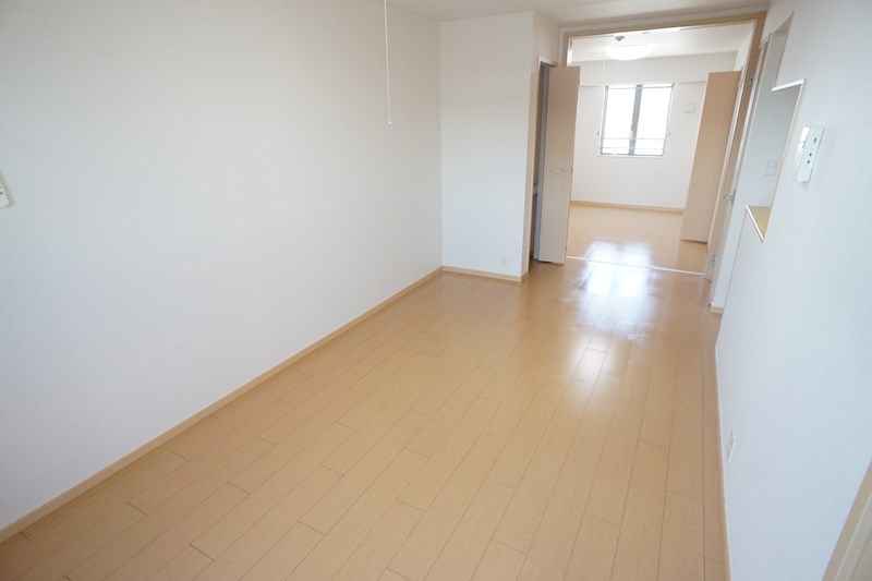 フィオーレ小泉 ベッドルーム