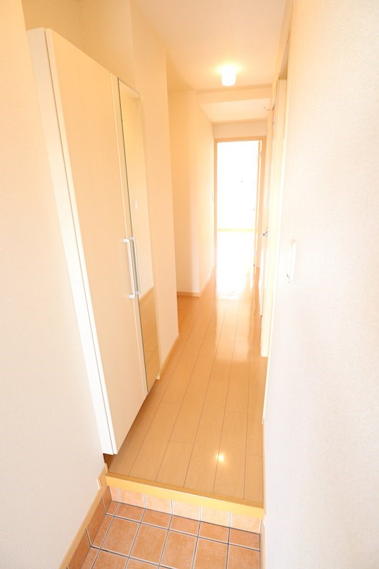 エスメラルダ 玄関