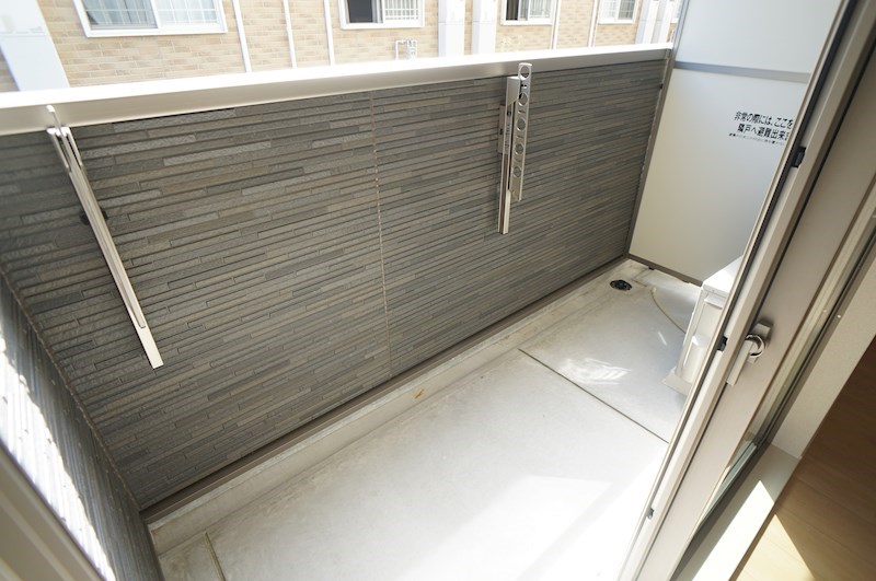 コモドビラNⅡ ベランダ