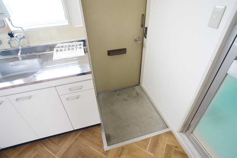 ロイヤル学園前PartⅠ 玄関