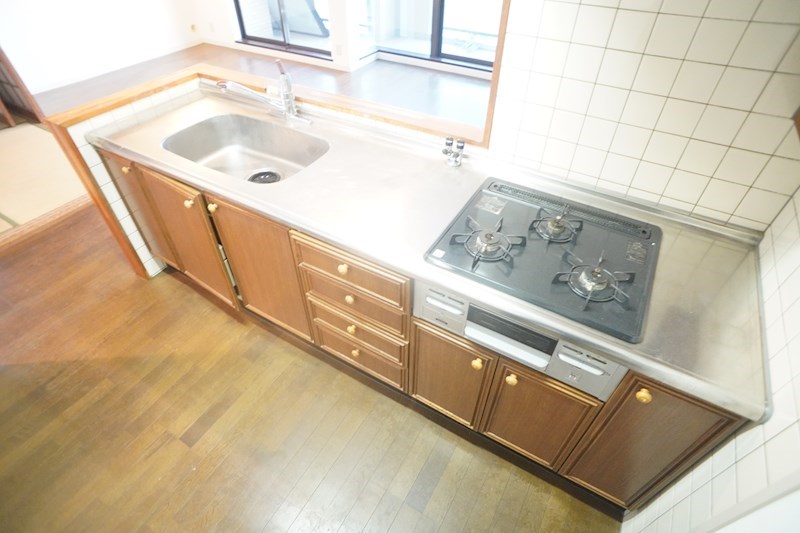ネオハイツ富雄 キッチン