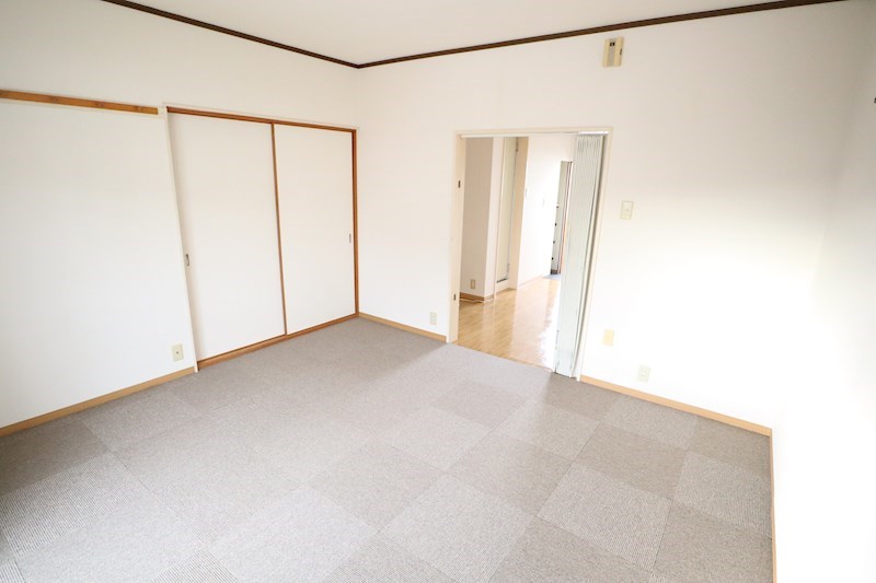 シャンポール豊井 ベッドルーム