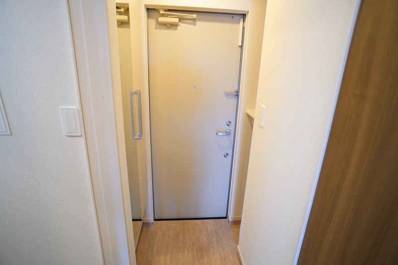 ヒカルサ奈良大森サウス 玄関