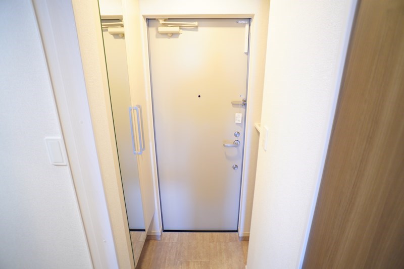 ヒカルサ奈良大森ノース 玄関