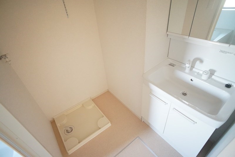 ミルト・ブリーゼ その他3