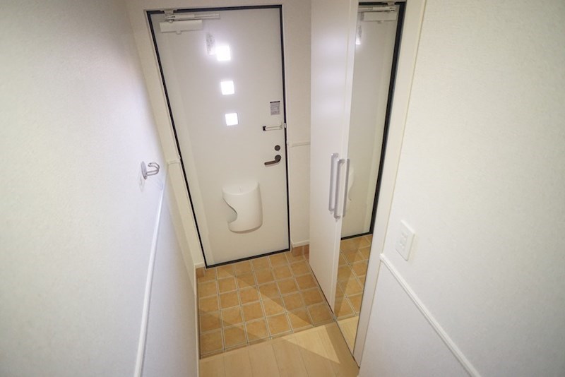 ミルト・ブリーゼ 玄関