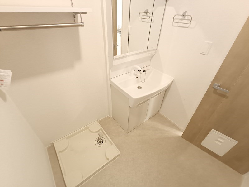 チャロズ　コート その他1