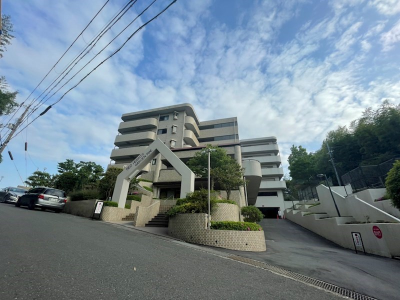 ネオハイツ学園前 308号室 外観